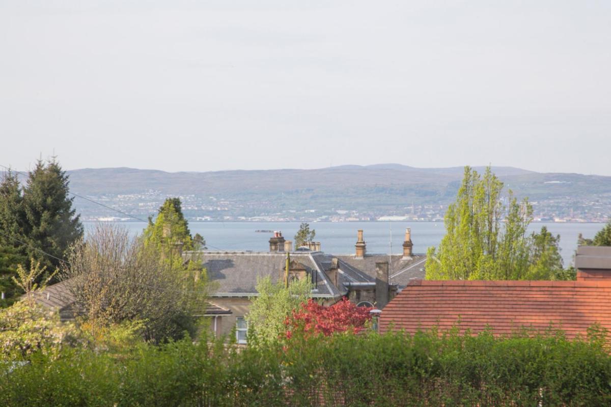 Loch Lomond Manor Villa Helensburgh Exterior photo